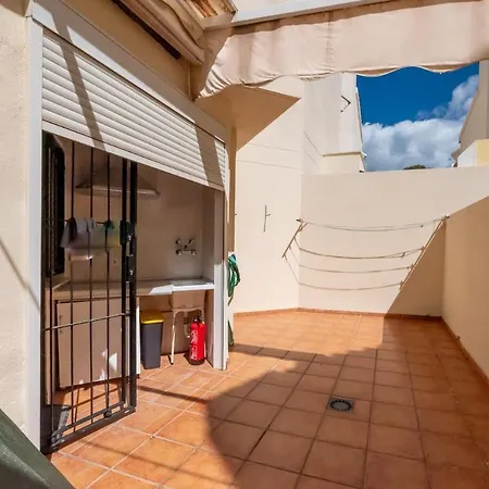 Apartment 3 Bedroom El Arenal Marbella
