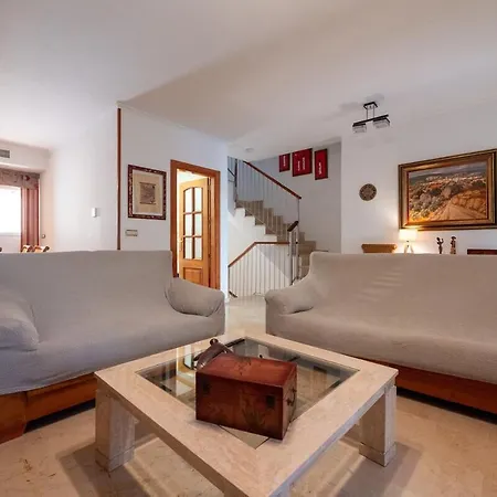 Apartment 3 Bedroom El Arenal Marbella