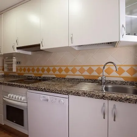 3 Bedroom El Arenal Marbella